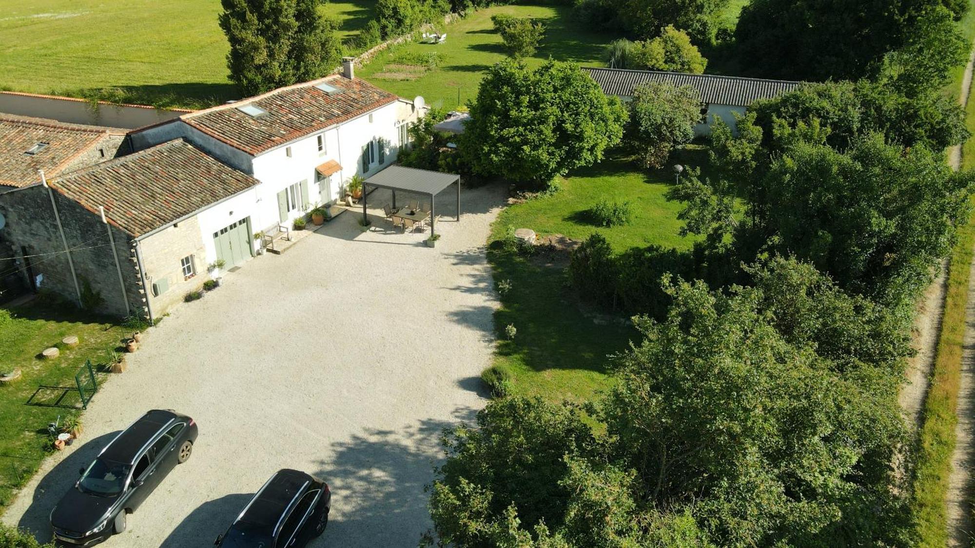 La Ruche Bed and Breakfast Paizay-Naudouin-Embourie Exteriör bild